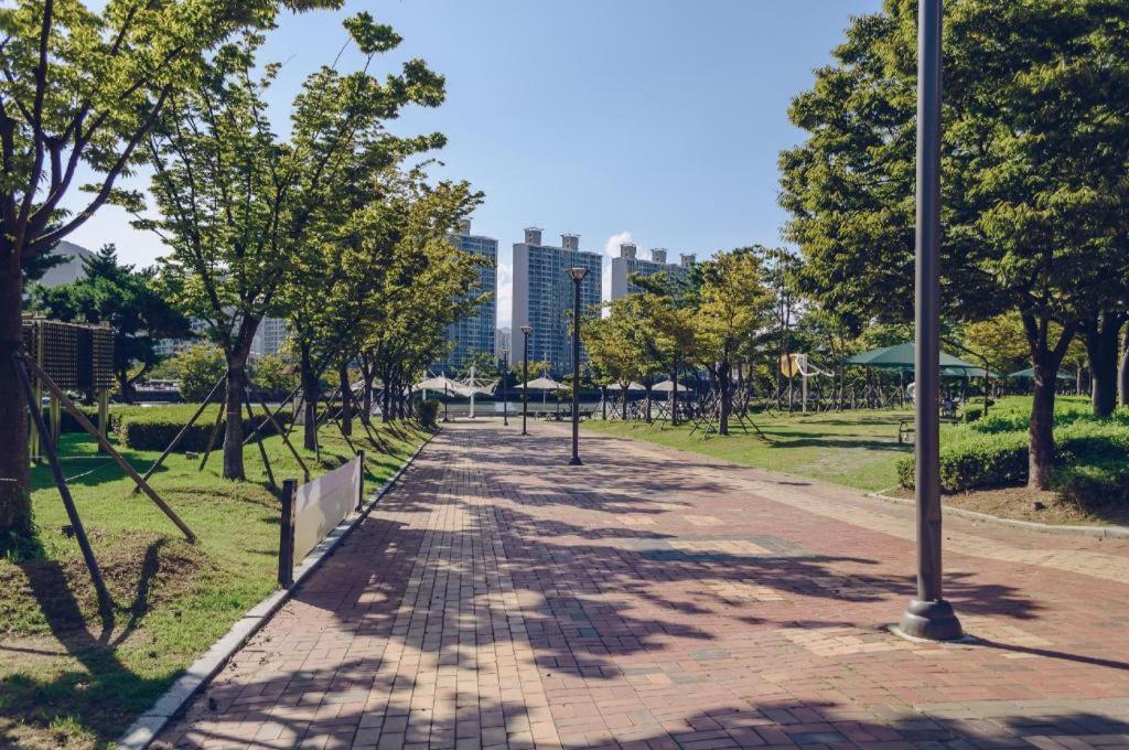 Ark Blue Hotel Busan Exterior photo