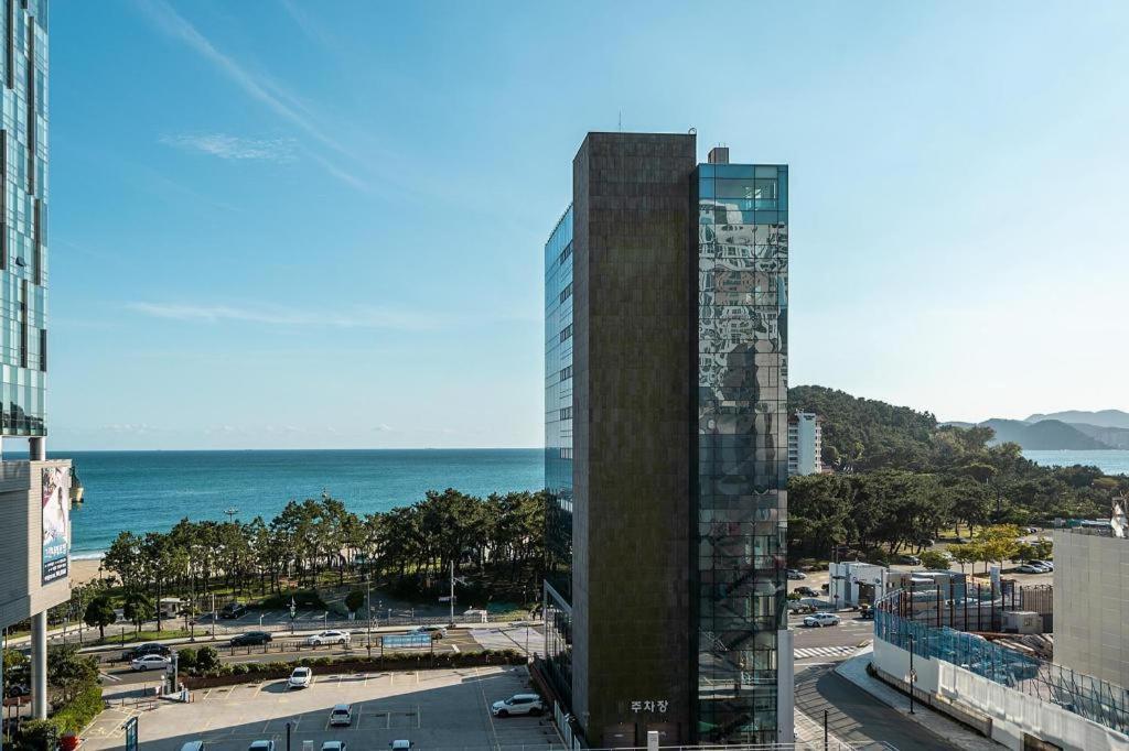 Ark Blue Hotel Busan Exterior photo